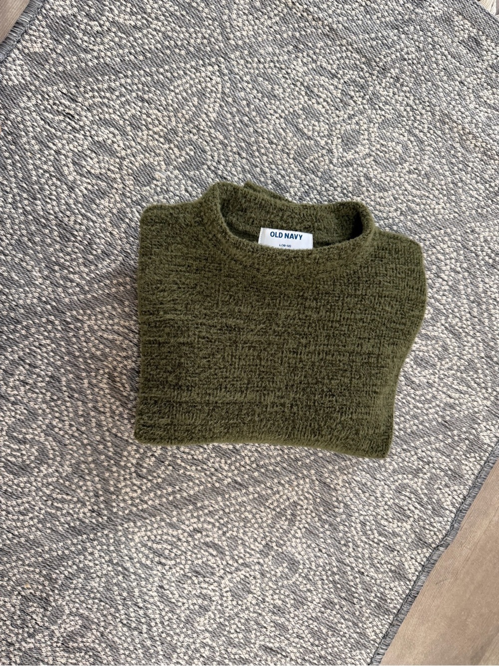 New Old Navy Girls Cozy Mock-Neck Chenille Sweater Olive Green Large - Picture 11 of 13